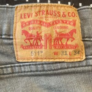 Levi’s 511 Graywash Red tag Straight Leg jeans- Sz 31/34
